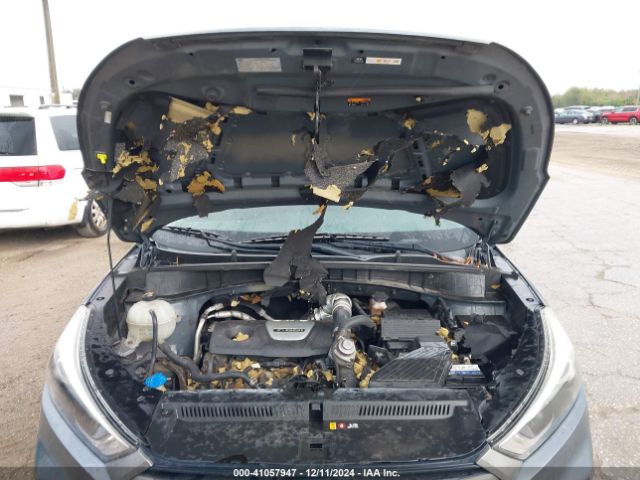 KM8J33A23GU084035 Hyundai Tucson Sport