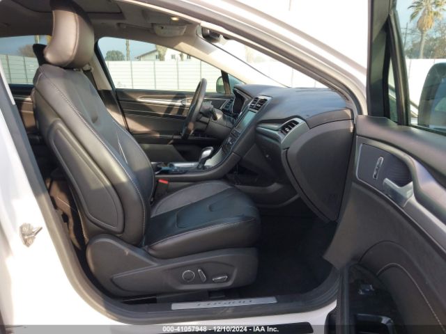 3FA6P0SU5GR106840 Ford Fusion Energi Titanium