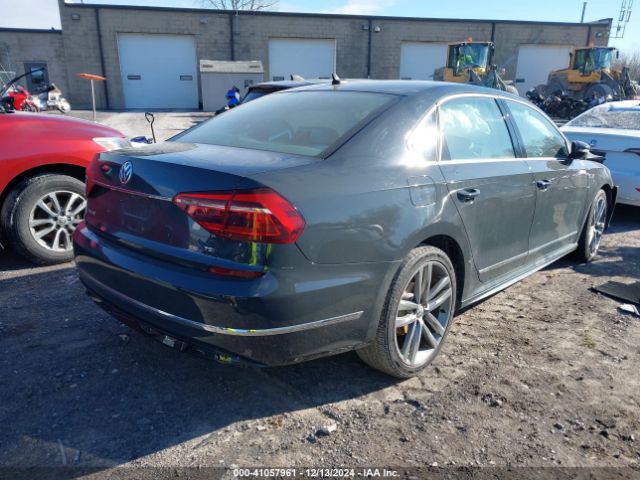 1VWDT7A38HC082562 Volkswagen Passat 1.8t R-line