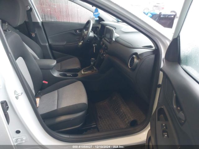 KM8K1CAA2MU693467 Hyundai Kona Se