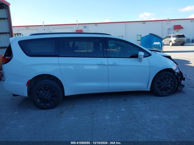 2C4RC1FG1NR110237 Chrysler Pacifica
