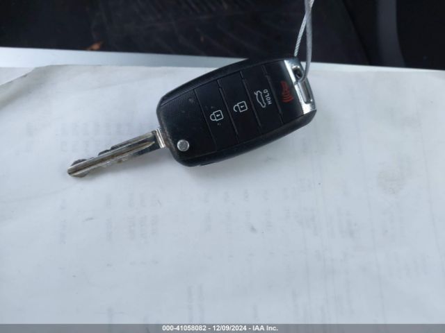 KNAFX4A80E5216861 KIA FORTE EX