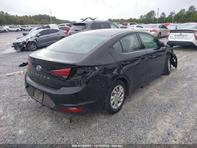 Hyundai ELANTRA SE 2020 5NPD74LF7LH610974 Image 4