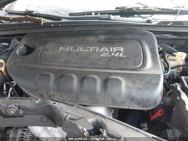Chrysler 200 Limited 2015 1C3CCCAB2FN660997 Image 10