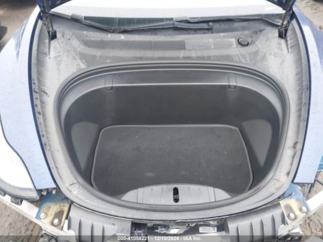 5YJ3E1EB0KF413605 Tesla Model 3 Long Range/performance
