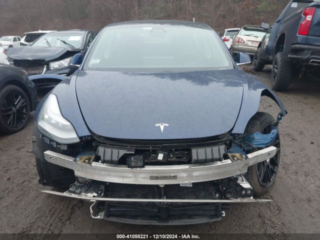 5YJ3E1EB0KF413605 Tesla Model 3 Long Range/performance