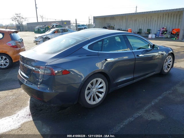 5YJSA1E17HF221525 Tesla Model S 60/75