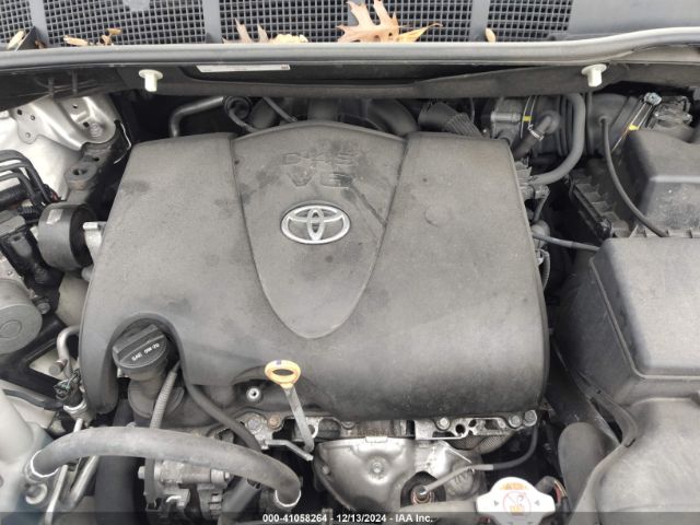 5TDYZ3DCXHS888022 Toyota Sienna Xle/limited