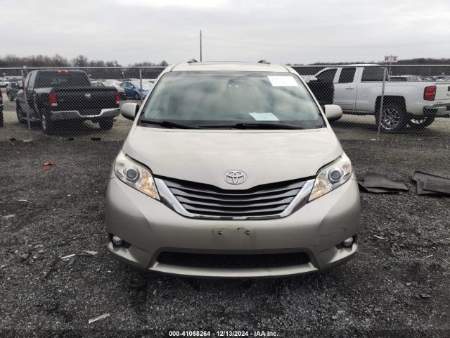 5TDYZ3DCXHS888022 Toyota Sienna Xle/limited