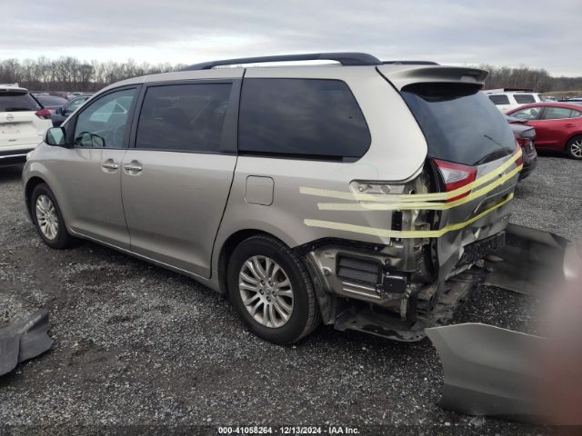 5TDYZ3DCXHS888022 Toyota Sienna Xle/limited