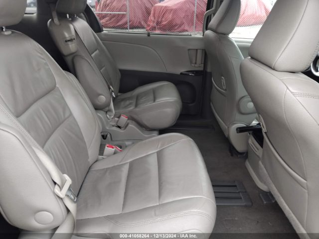 5TDYZ3DCXHS888022 Toyota Sienna Xle/limited