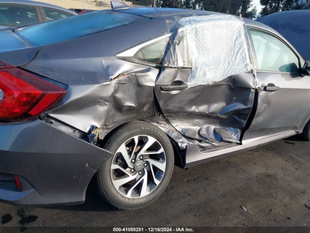 2HGFC2F72JH578195 Honda CIVIC EX