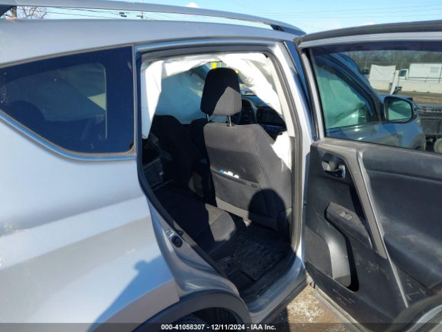 2T3WFREV4JW411187 Toyota Rav4 Adventure/xle