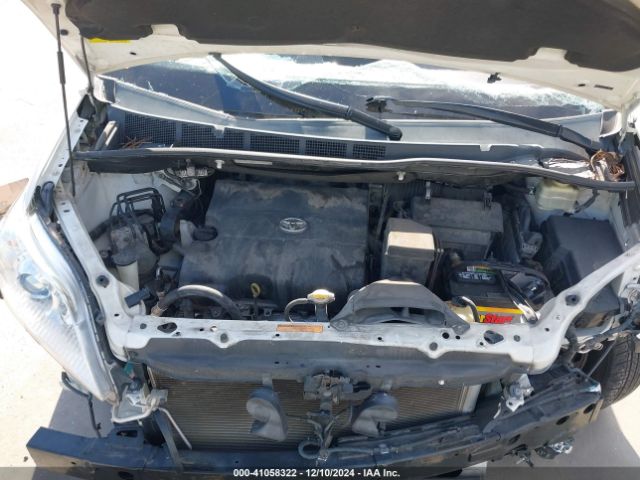 5TDYK3DC3FS668934 Toyota Sienna Xle/limited