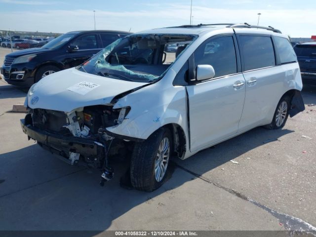 5TDYK3DC3FS668934 Toyota Sienna Xle/limited