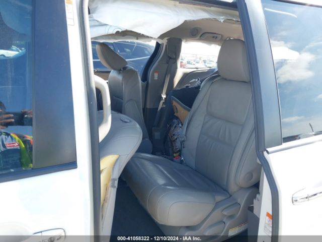 5TDYK3DC3FS668934 Toyota Sienna Xle/limited
