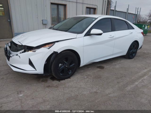 KMHLM4AJ3PU070882 Hyundai Elantra Hybrid Blue