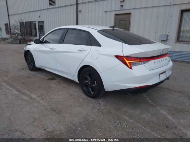 KMHLM4AJ3PU070882 Hyundai Elantra Hybrid Blue