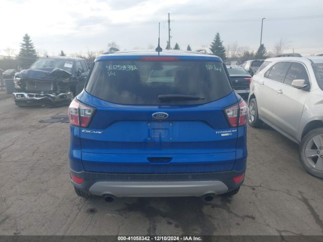 1FMCU9J91JUD57292 Ford Escape Titanium