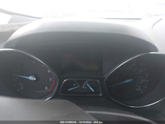 1FMCU9J91JUD57292 Ford Escape Titanium