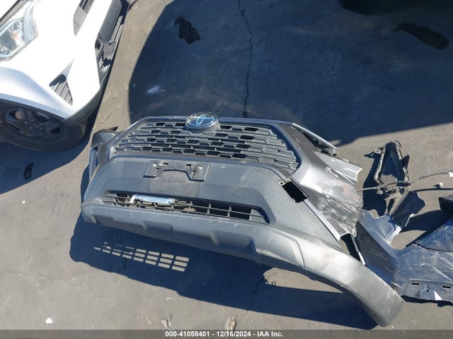 Toyota RAV4 LE 2019 JTMK1RFV1KD514514 Image 18