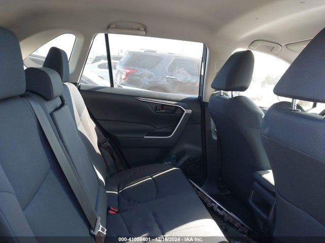 Toyota RAV4 LE 2019 JTMK1RFV1KD514514 Image 8
