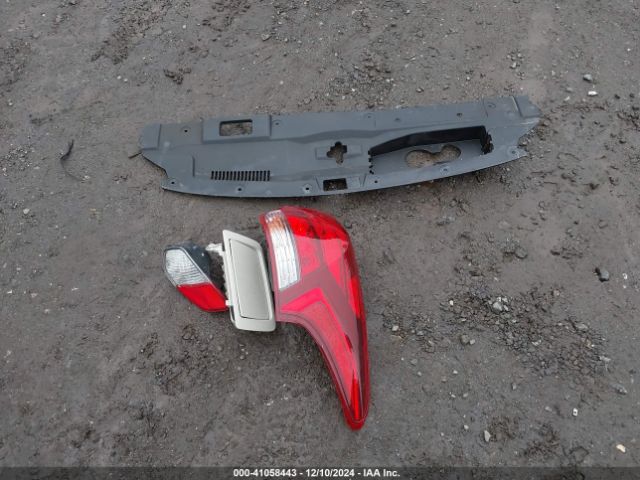 JA4AZ3A35GZ063700 Mitsubishi Outlander Es