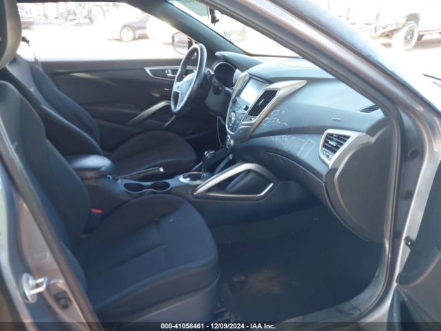KMHTC6AD7HU315998 Hyundai Veloster Value Edition
