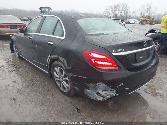 55SWF4KB3FU047384 Mercedes-Benz C 300 4matic/luxury 4matic/sport 4matic