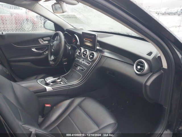 55SWF4KB3FU047384 Mercedes-Benz C 300 4matic/luxury 4matic/sport 4matic