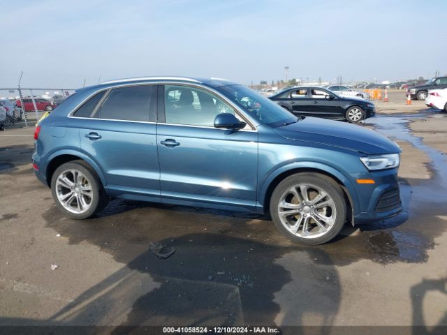 WA1JCCFSXHR010221 Audi Q3 2.0t Premium