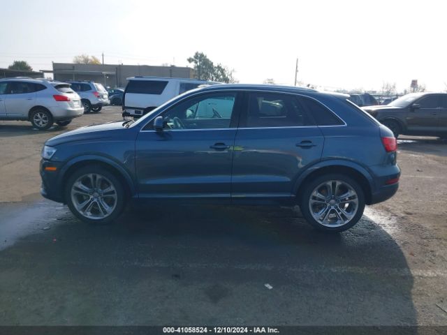 WA1JCCFSXHR010221 Audi Q3 2.0t Premium