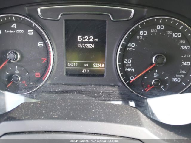 WA1JCCFSXHR010221 Audi Q3 2.0t Premium