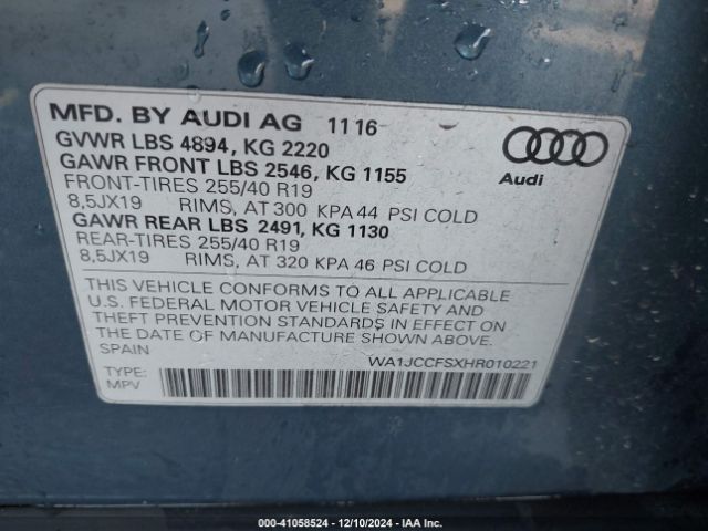 WA1JCCFSXHR010221 Audi Q3 2.0t Premium