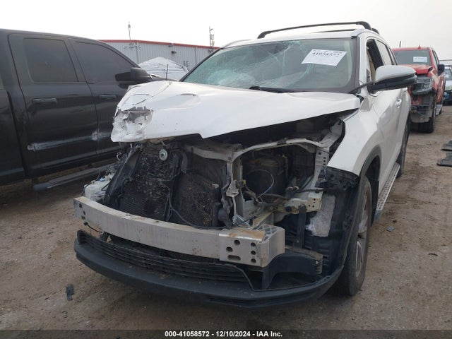 5TDKKRFH1FS055566 Toyota Highlander Xle V6
