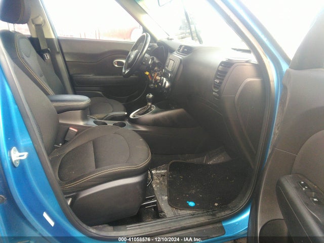 KIA SOUL + 2016 KNDJP3A5XG7302280 Image 5