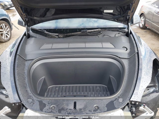2024 TESLA MODEL Y 7SAYGDED0RF032868 Photo 9