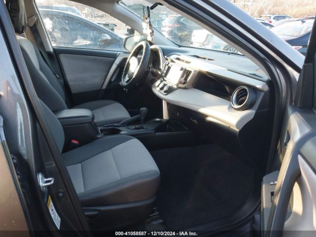 2T3ZFREVXEW127453 Toyota RAV4 LE