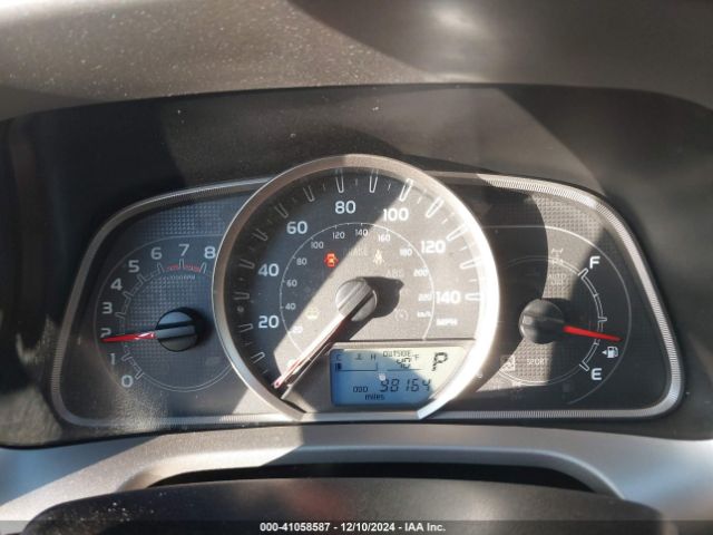 2T3ZFREVXEW127453 Toyota RAV4 LE