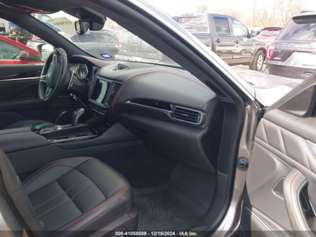 ZN661YUS1MX378504 Maserati Levante S Gransport