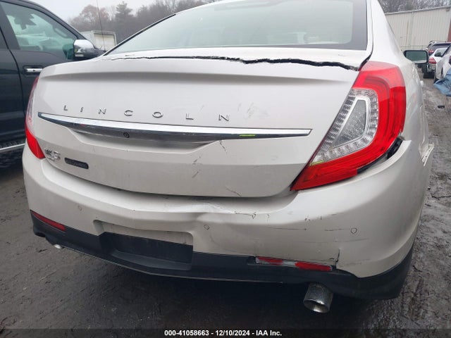 1LNHL9EKXFG602862 Lincoln MKS