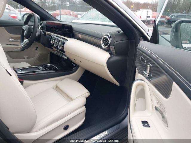 W1K5J4HB8SN509233 Mercedes-Benz Cla 250 Coupe 4matic
