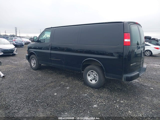 Chevrolet Express 2500 Work Van 2019 1GCWGAFP5K1184381 Image 3