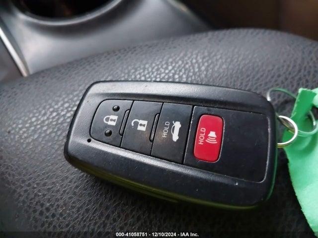 Toyota CAMRY LE 2018 JTNB11HK5J3001352 Image 11