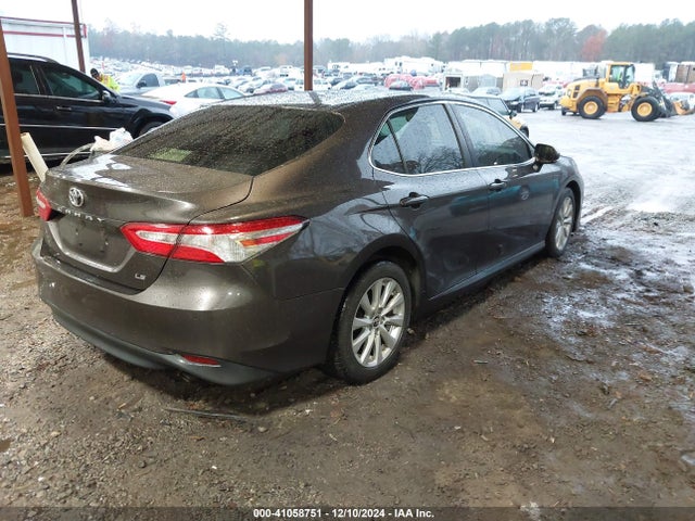 Toyota CAMRY LE 2018 JTNB11HK5J3001352 Image 4