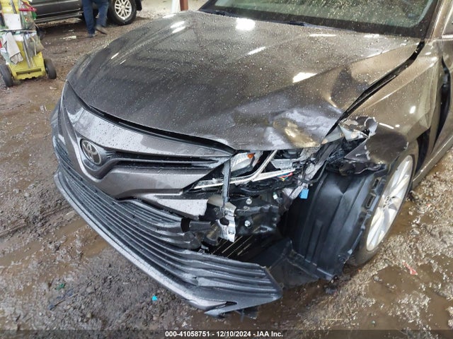 Toyota CAMRY LE 2018 JTNB11HK5J3001352 Image 6