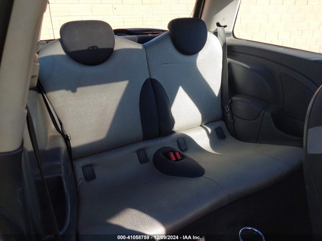 2004 MINI COOPER S WMWRE33464TD78417 Photo 7