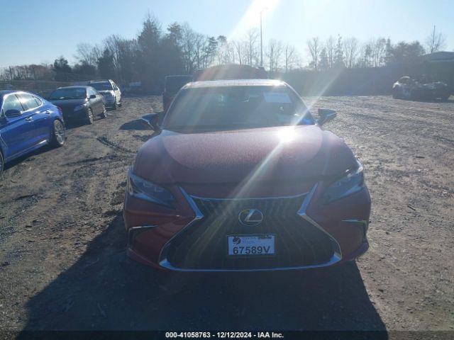 58AFA1C11SU059334 Lexus Es 300h Ultra Luxury