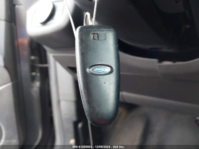 1FMCU0J91EUB29875 Ford Escape Titanium