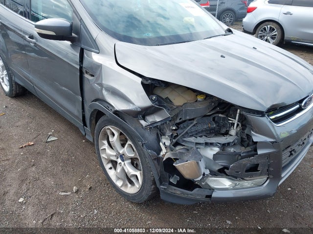 1FMCU0J91EUB29875 Ford Escape Titanium